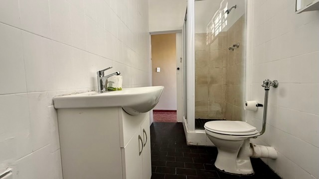 To Let 3 Bedroom Property for Rent in Zonnebloem Western Cape